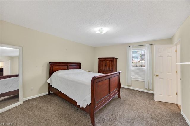 368 Fox Creek Lane, Lexington, NC 27292