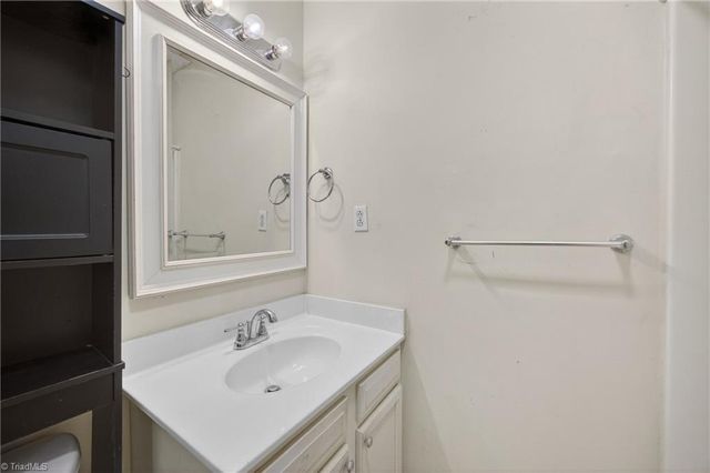 368 Fox Creek Lane, Lexington, NC 27292