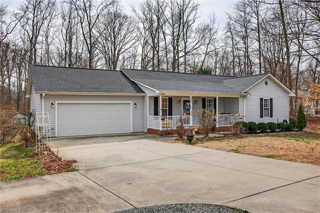368 Fox Creek Lane, Lexington, NC 27292