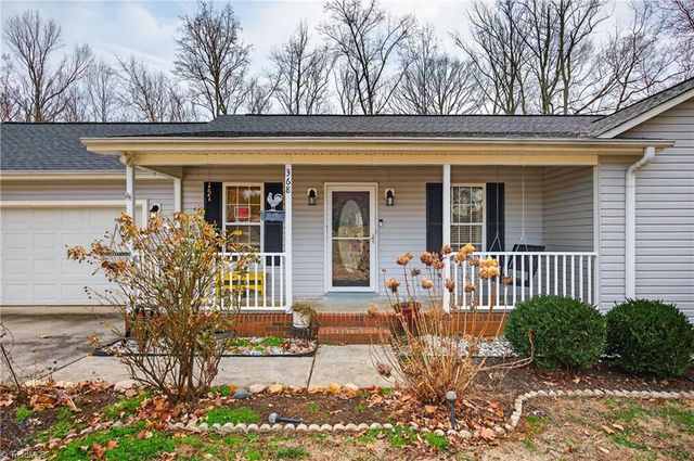 368 Fox Creek Lane, Lexington, NC 27292