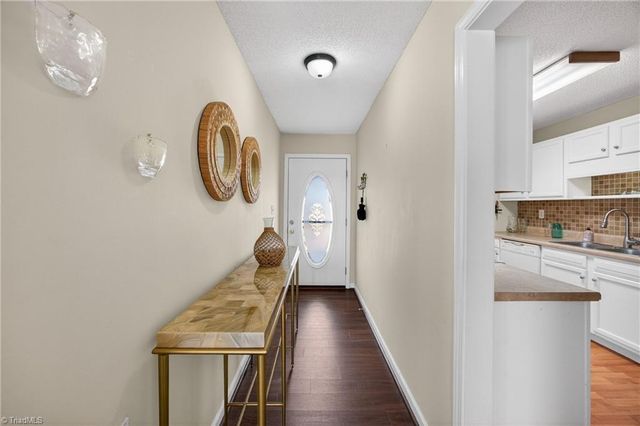 368 Fox Creek Lane, Lexington, NC 27292