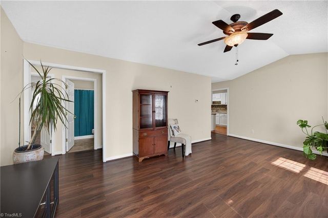 368 Fox Creek Lane, Lexington, NC 27292