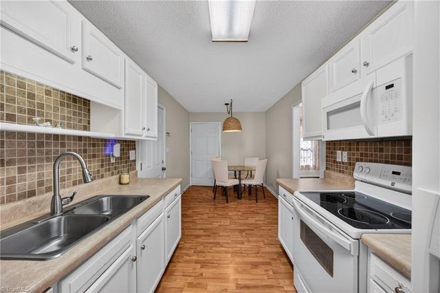 368 Fox Creek Lane, Lexington, NC 27292