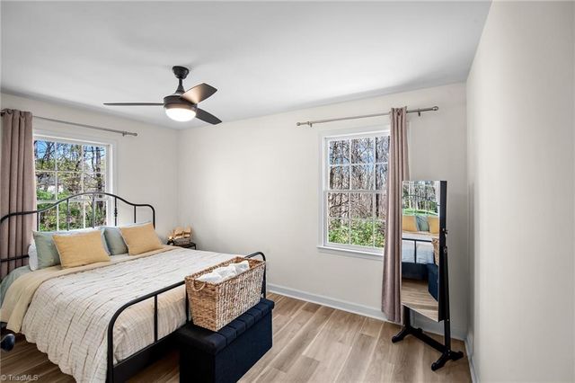 6055 Farrior Drive, Clemmons, NC 27012