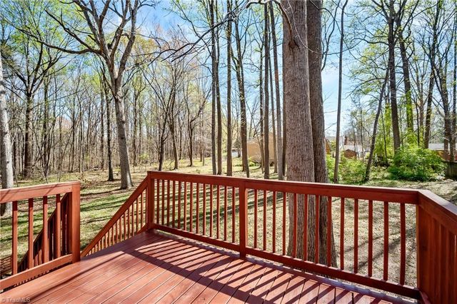 6055 Farrior Drive, Clemmons, NC 27012