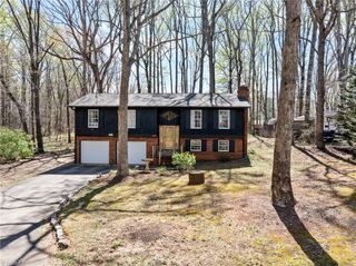 6055 Farrior Drive, Clemmons, NC 27012