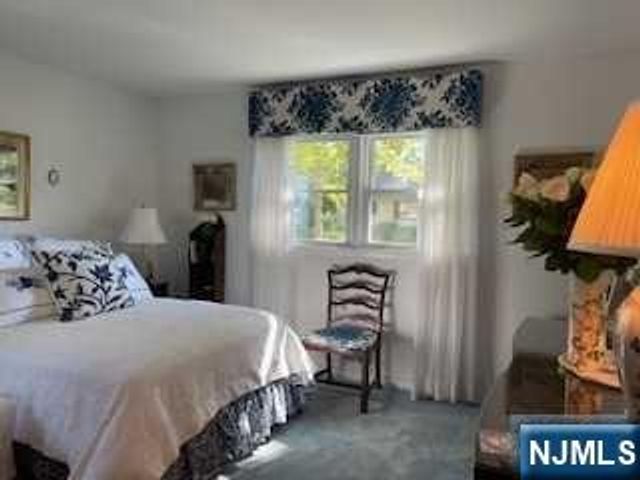 52 Otoole Street, Westwood, NJ 07675