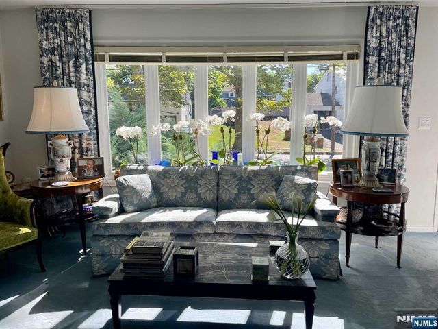 52 Otoole Street, Westwood, NJ 07675