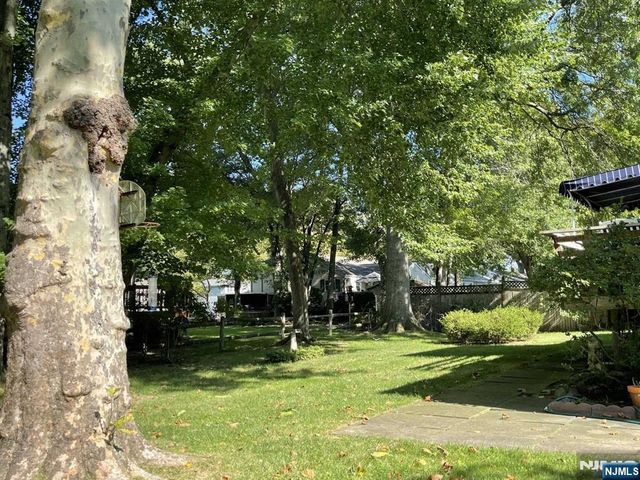 52 Otoole Street, Westwood, NJ 07675