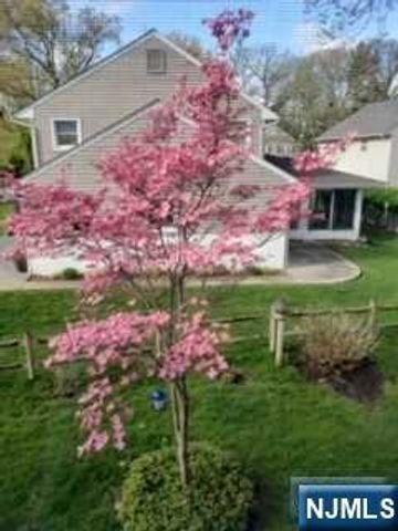 52 Otoole Street, Westwood, NJ 07675