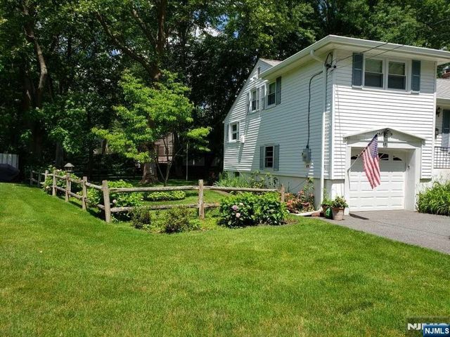 52 Otoole Street, Westwood, NJ 07675