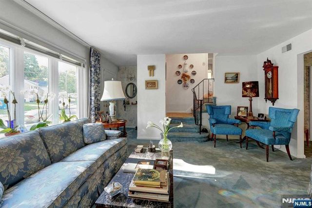 52 Otoole Street, Westwood, NJ 07675