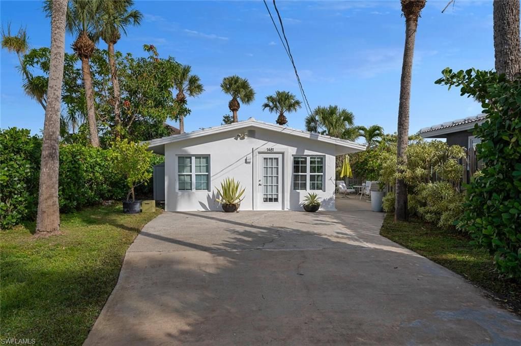 1483 Bembury DR, NAPLES, FL 34102 — photo 5