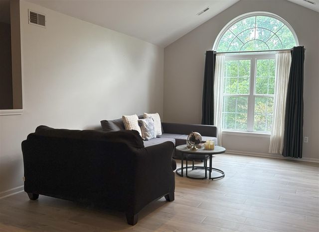 3220 Primrose Lane, Ypsilanti, MI 48197