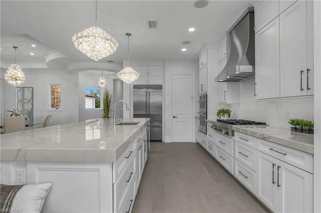 16653 Toscana CIR 702, Naples, FL 34110