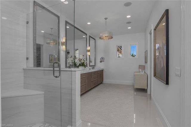 16653 Toscana CIR 702, Naples, FL 34110