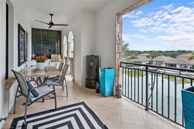 16653 Toscana CIR 702, Naples, FL 34110
