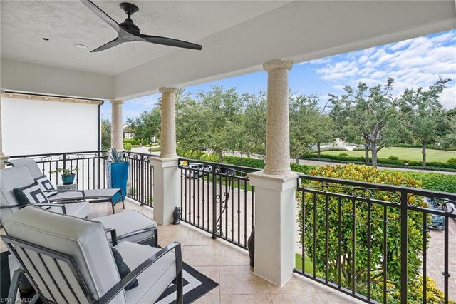 16653 Toscana CIR 702, Naples, FL 34110