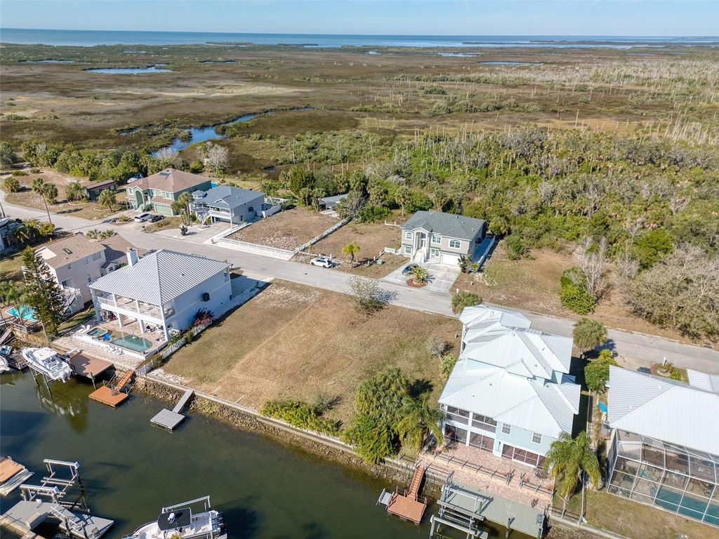 Image 5 of property listing at 0 GULF WAY, Hudson, FL 34667