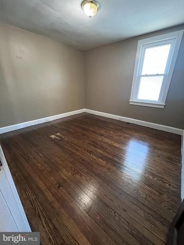 317 MCKINLEY ST E, Chambersburg, PA 17201