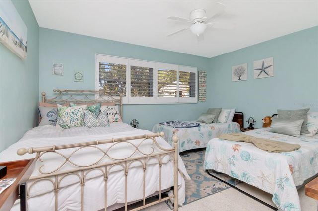 3991 38TH WAY S, St Petersburg, FL 33711