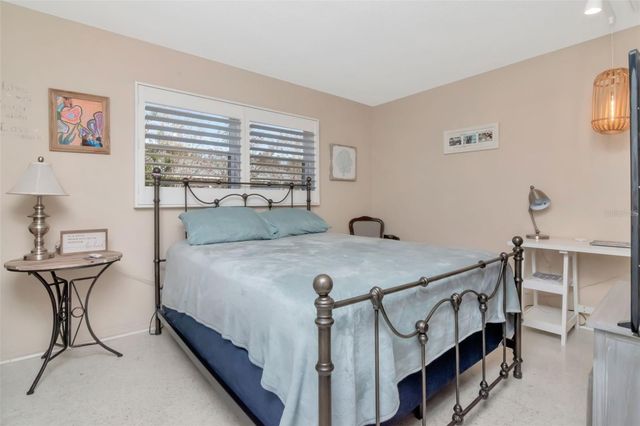 3991 38TH WAY S, St Petersburg, FL 33711