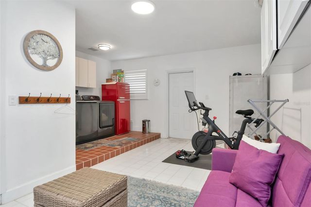 3991 38TH WAY S, St Petersburg, FL 33711