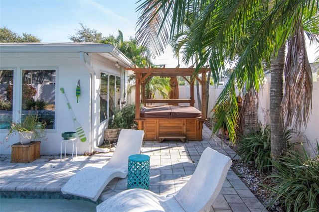 3991 38TH WAY S, St Petersburg, FL 33711