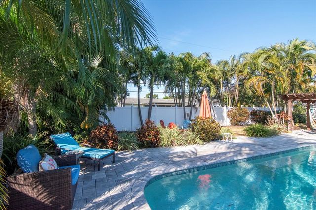 3991 38TH WAY S, St Petersburg, FL 33711