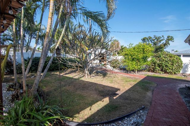 3991 38TH WAY S, St Petersburg, FL 33711