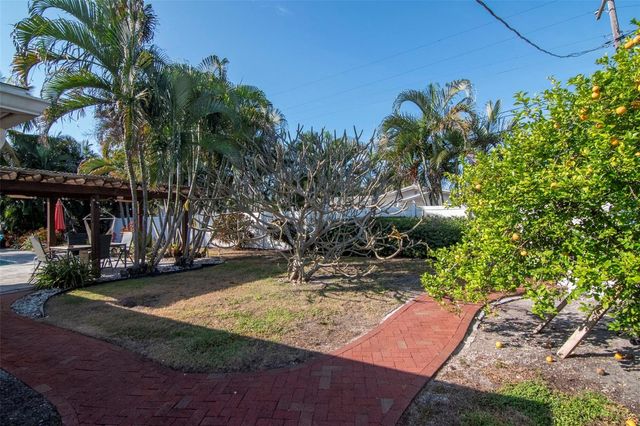 3991 38TH WAY S, St Petersburg, FL 33711