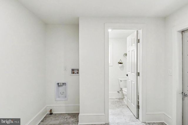656 WALNUT ST, Columbia, PA 17512
