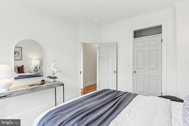 656 WALNUT ST, Columbia, PA 17512