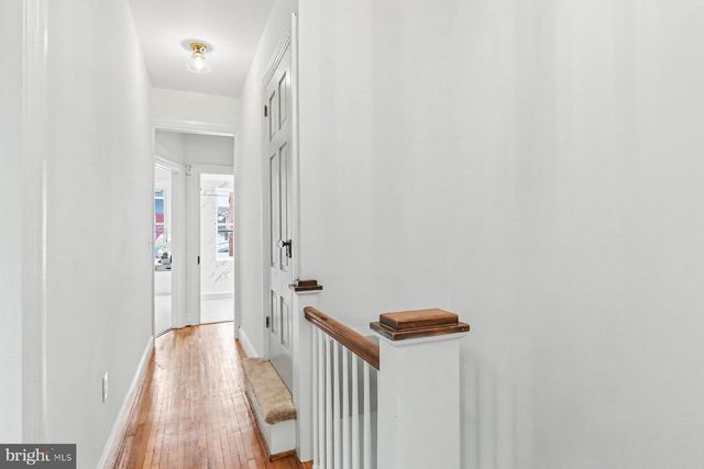 656 WALNUT ST, Columbia, PA 17512