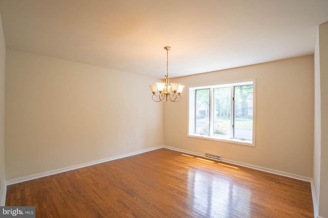 491 KINGS RD, Yardley, PA 19067