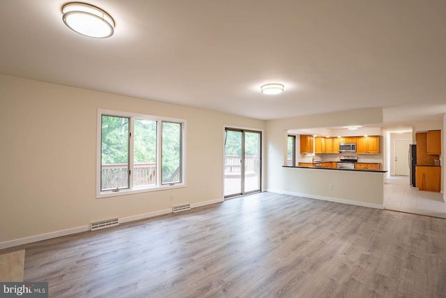 491 KINGS RD, Yardley, PA 19067