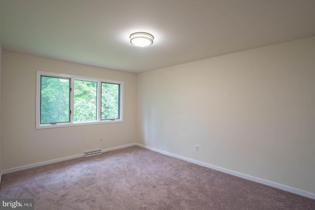 491 KINGS RD, Yardley, PA 19067