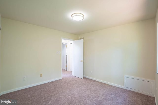 491 KINGS RD, Yardley, PA 19067