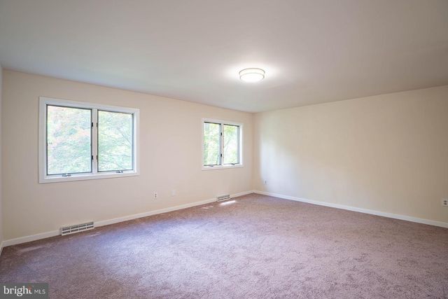 491 KINGS RD, Yardley, PA 19067