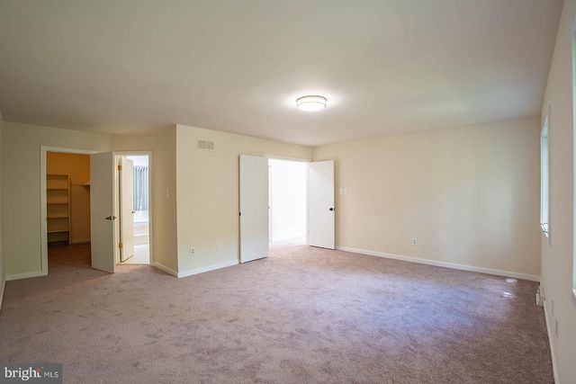 491 KINGS RD, Yardley, PA 19067
