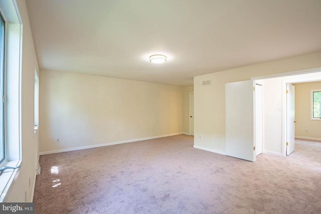 491 KINGS RD, Yardley, PA 19067