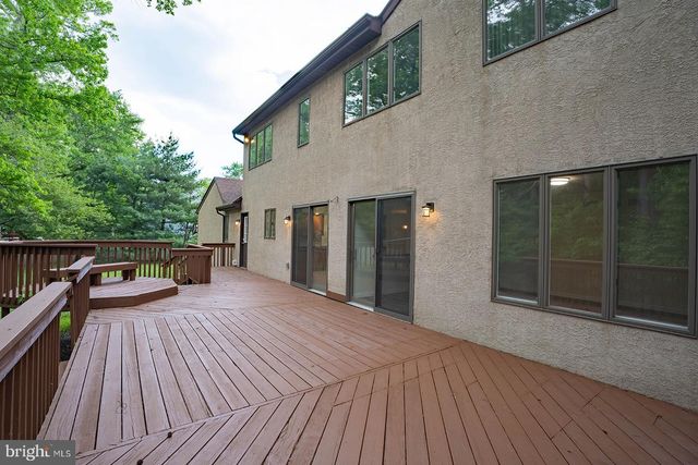 491 KINGS RD, Yardley, PA 19067