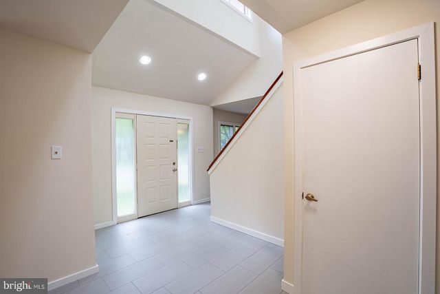 491 KINGS RD, Yardley, PA 19067