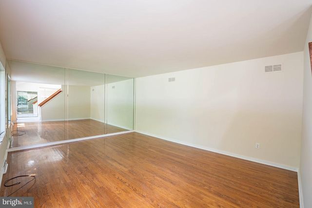 491 KINGS RD, Yardley, PA 19067