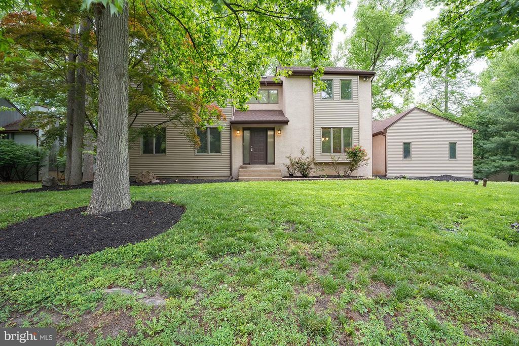 491 KINGS RD, Yardley, PA 19067