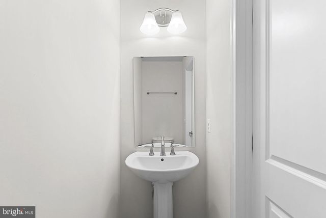 5 EDDY ROAD, Inwood, WV 25428