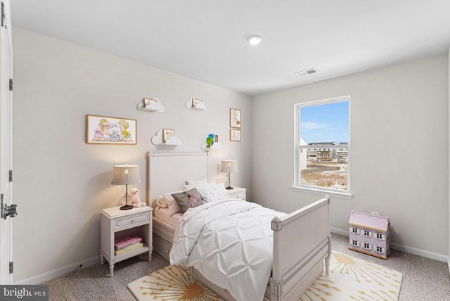 5 EDDY ROAD, Inwood, WV 25428