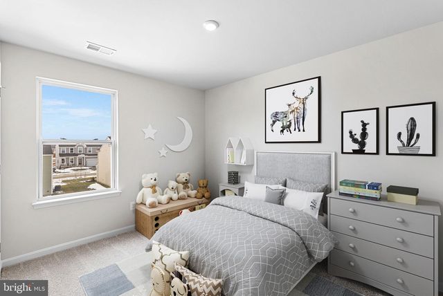 5 EDDY ROAD, Inwood, WV 25428