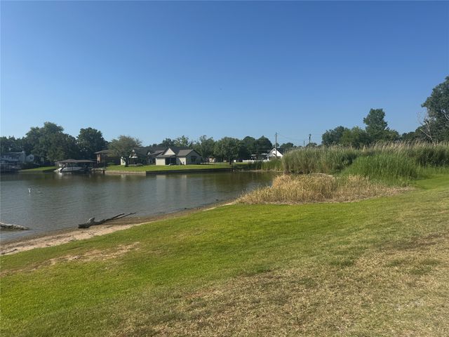 4389 Davis Road, Granbury, TX 76049
