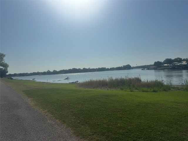 4389 Davis Road, Granbury, TX 76049